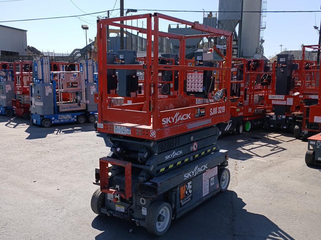 2017 Skyjack SJ3219