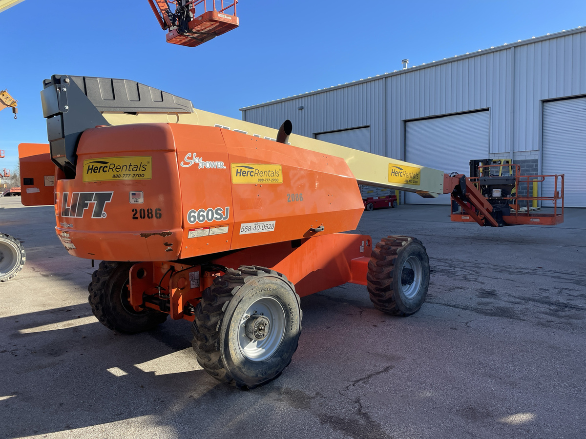 2012 JLG 660SJ-3
