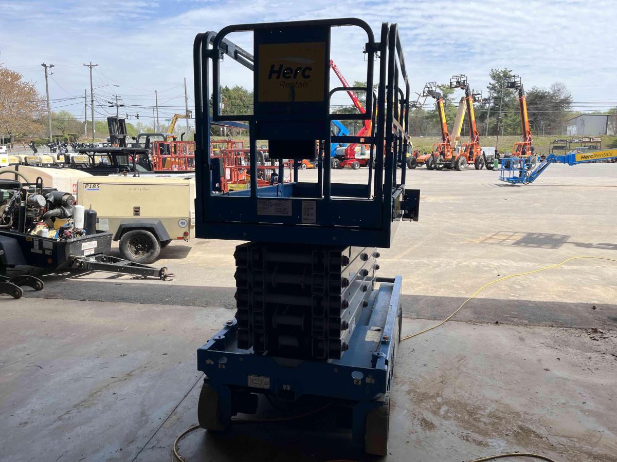2018 Genie GS-4047-2