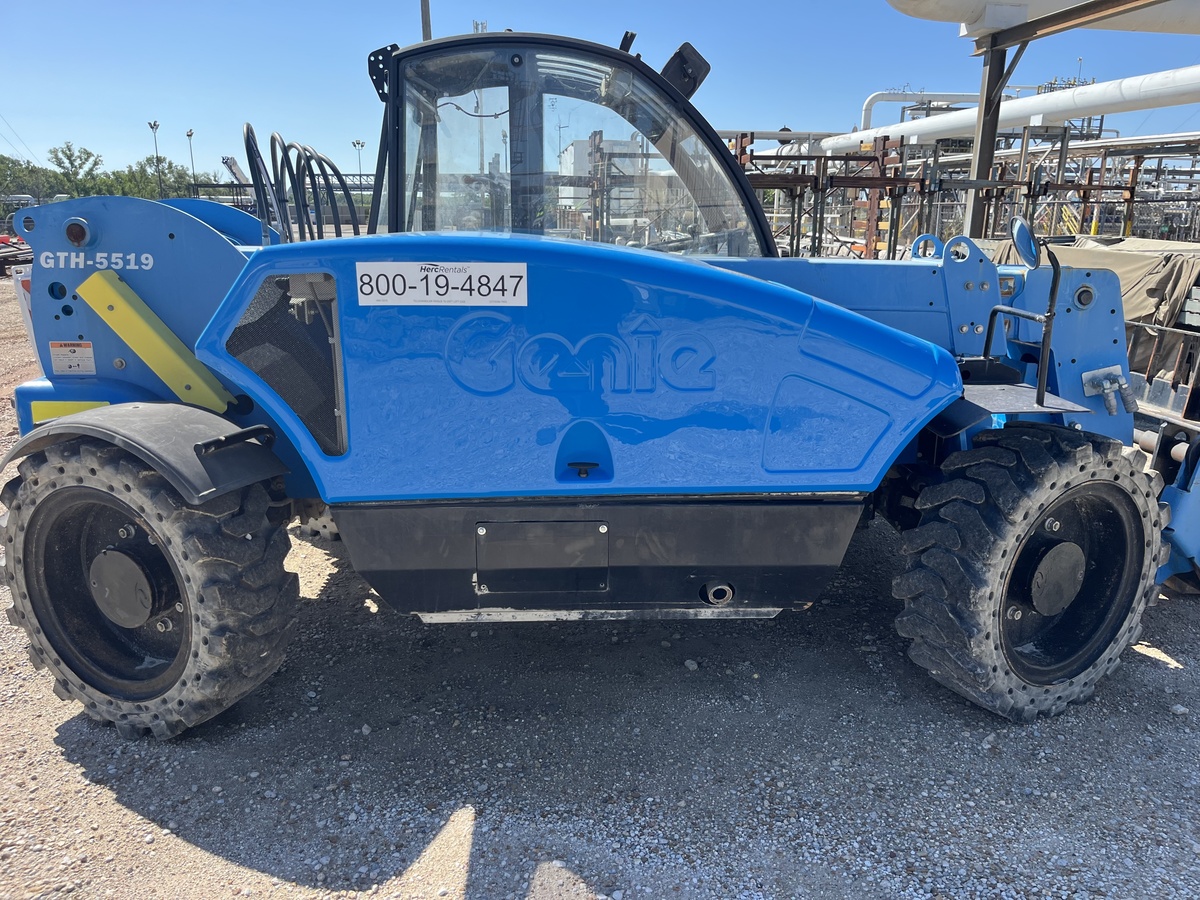 2018 Genie GTH-5519-5