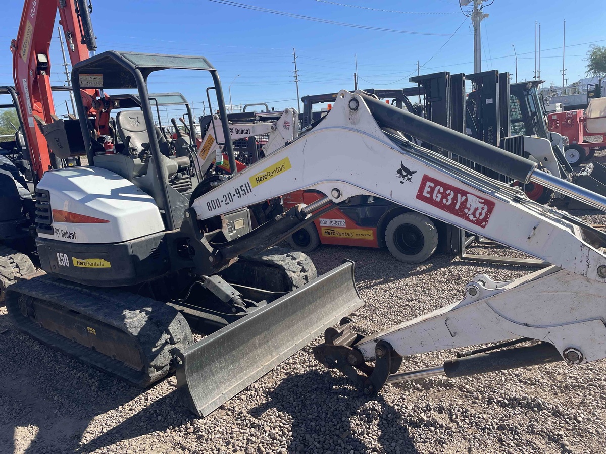 2018 Bobcat E50-1