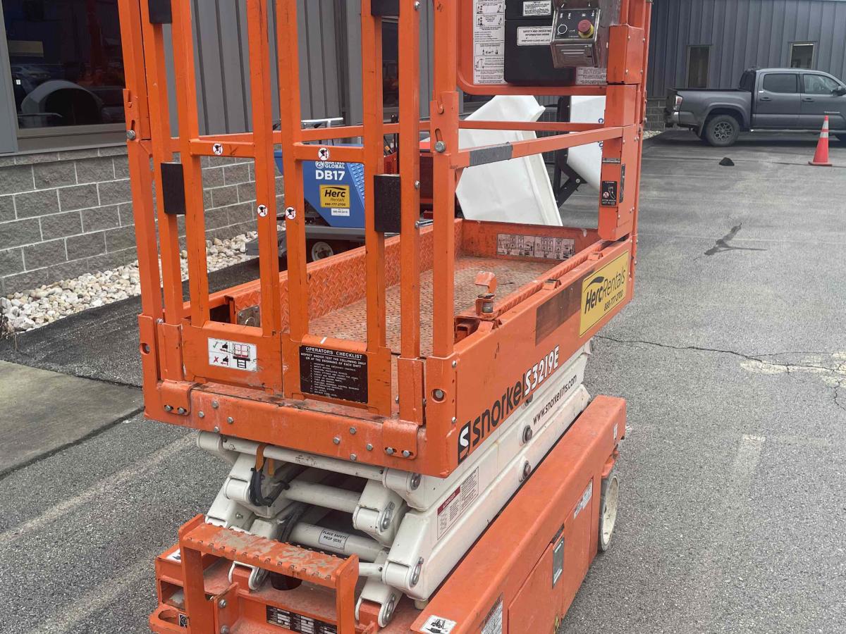 2021 Snorkel S3219E