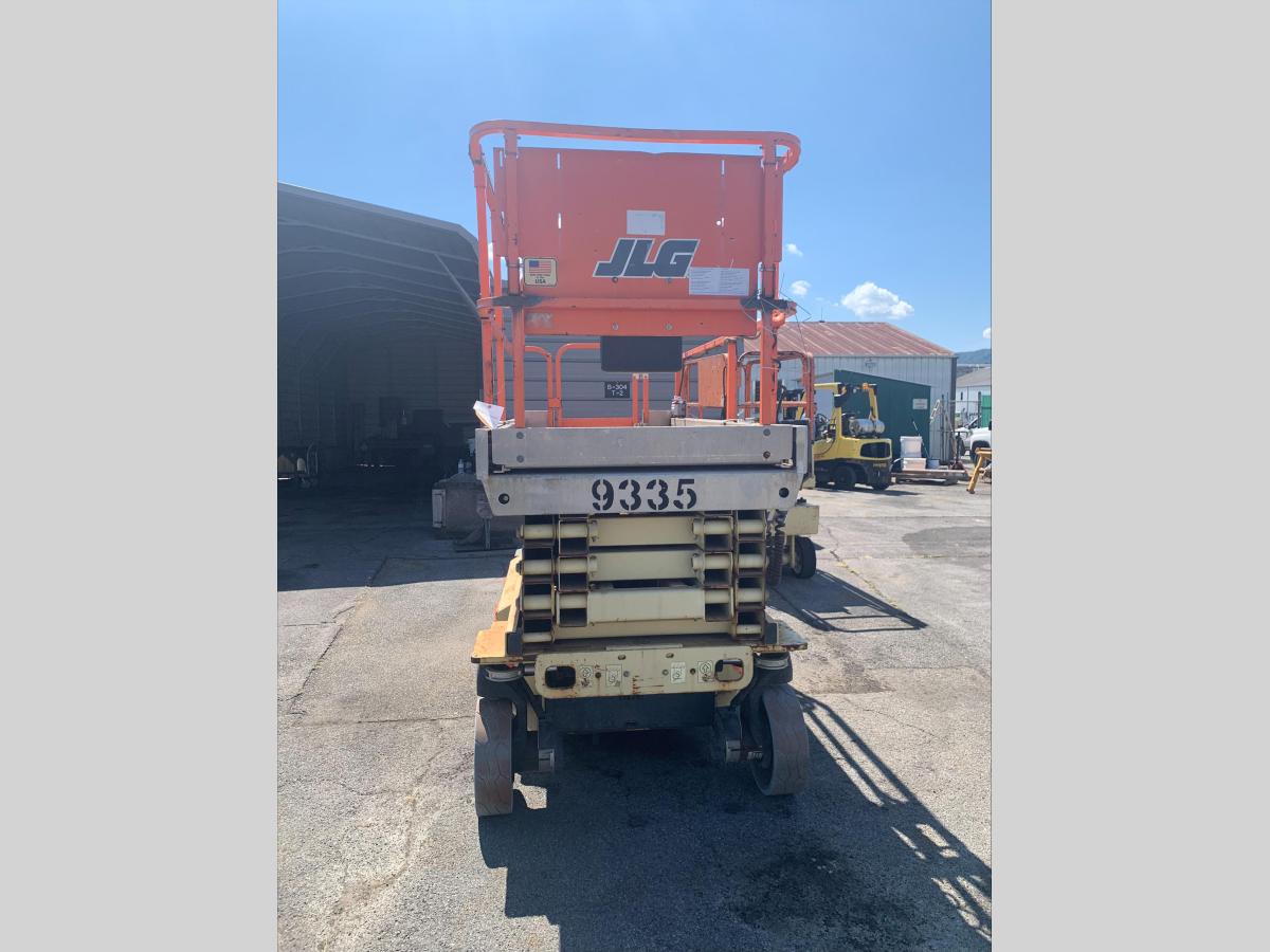 2008 JLG 3246ES