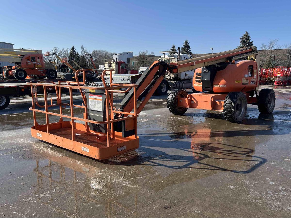 2014 JLG 600AJ