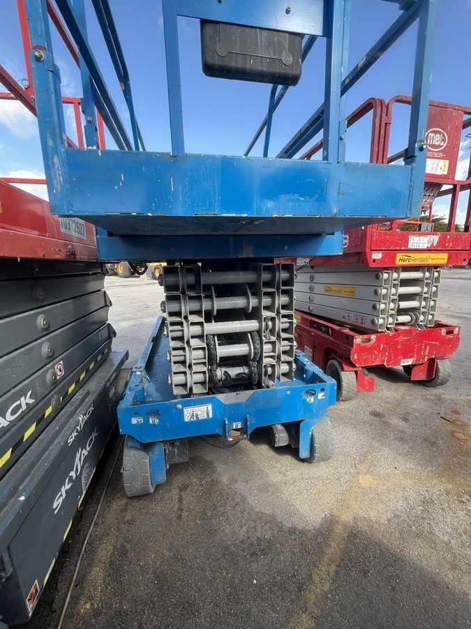 2019 Genie GS-4047-2