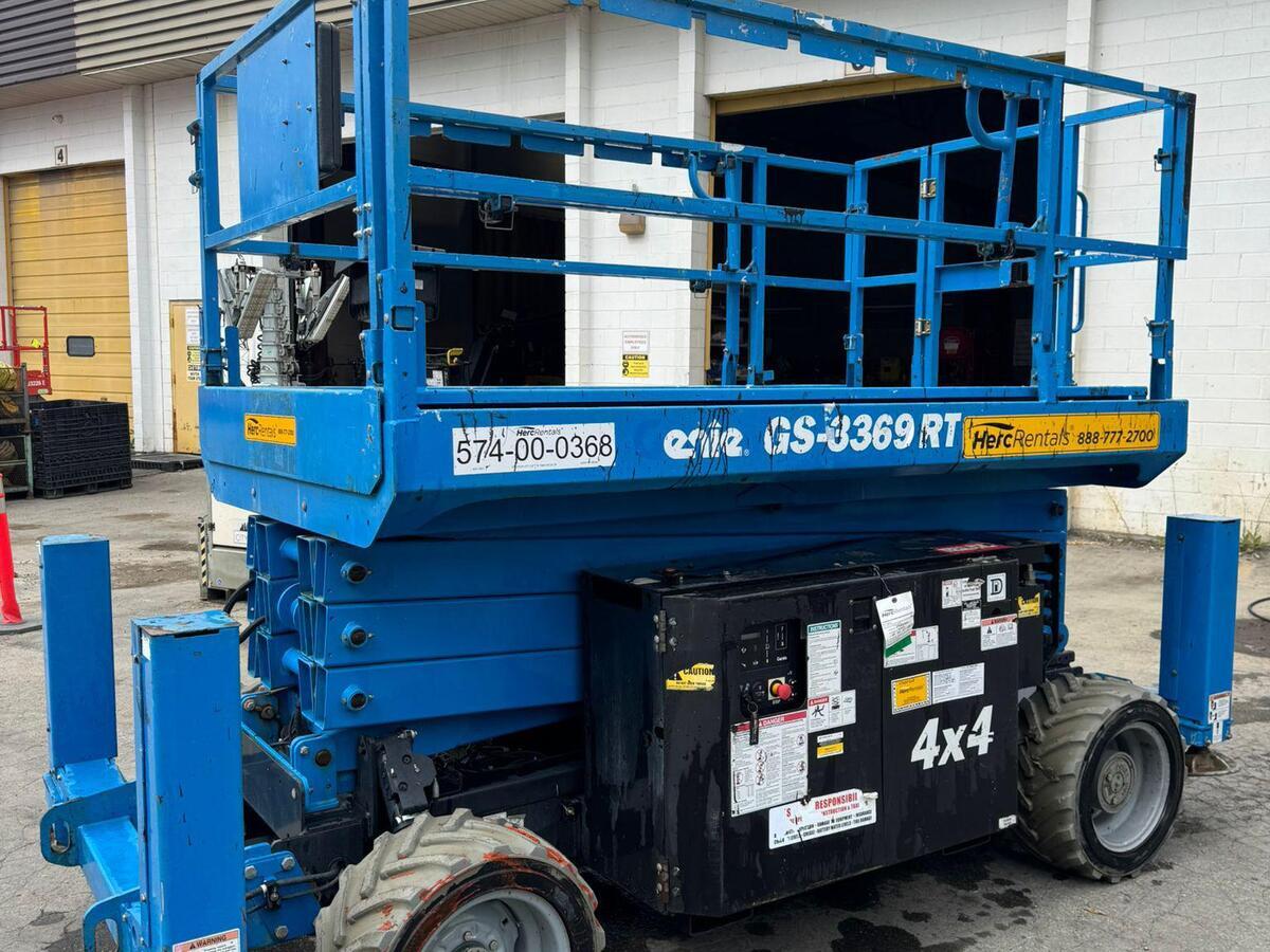 2016 Genie GS-3369 RT-1