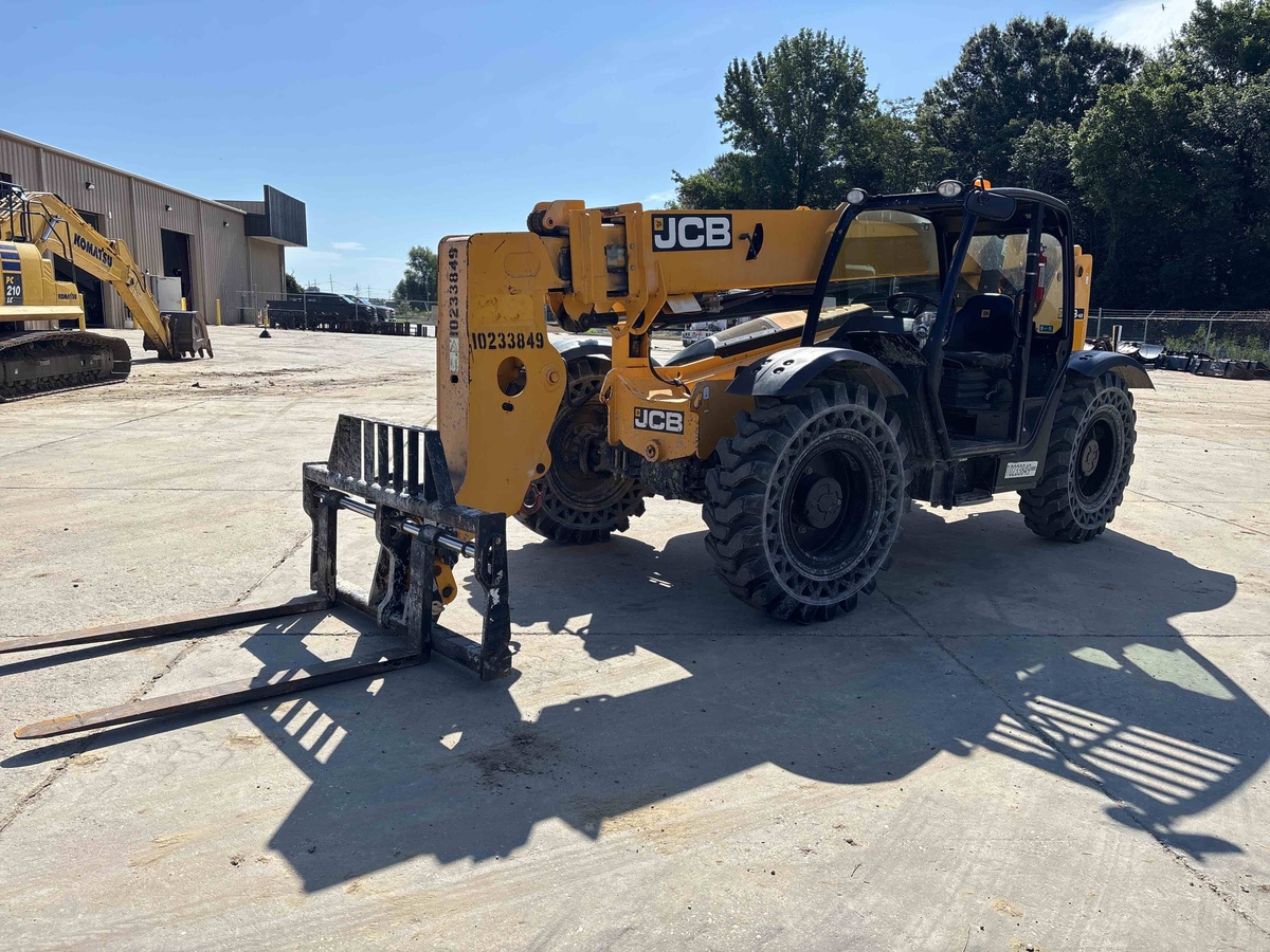 2018 JCB 509-42-1