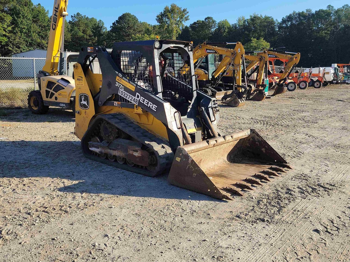 2021 John Deere 317G-6