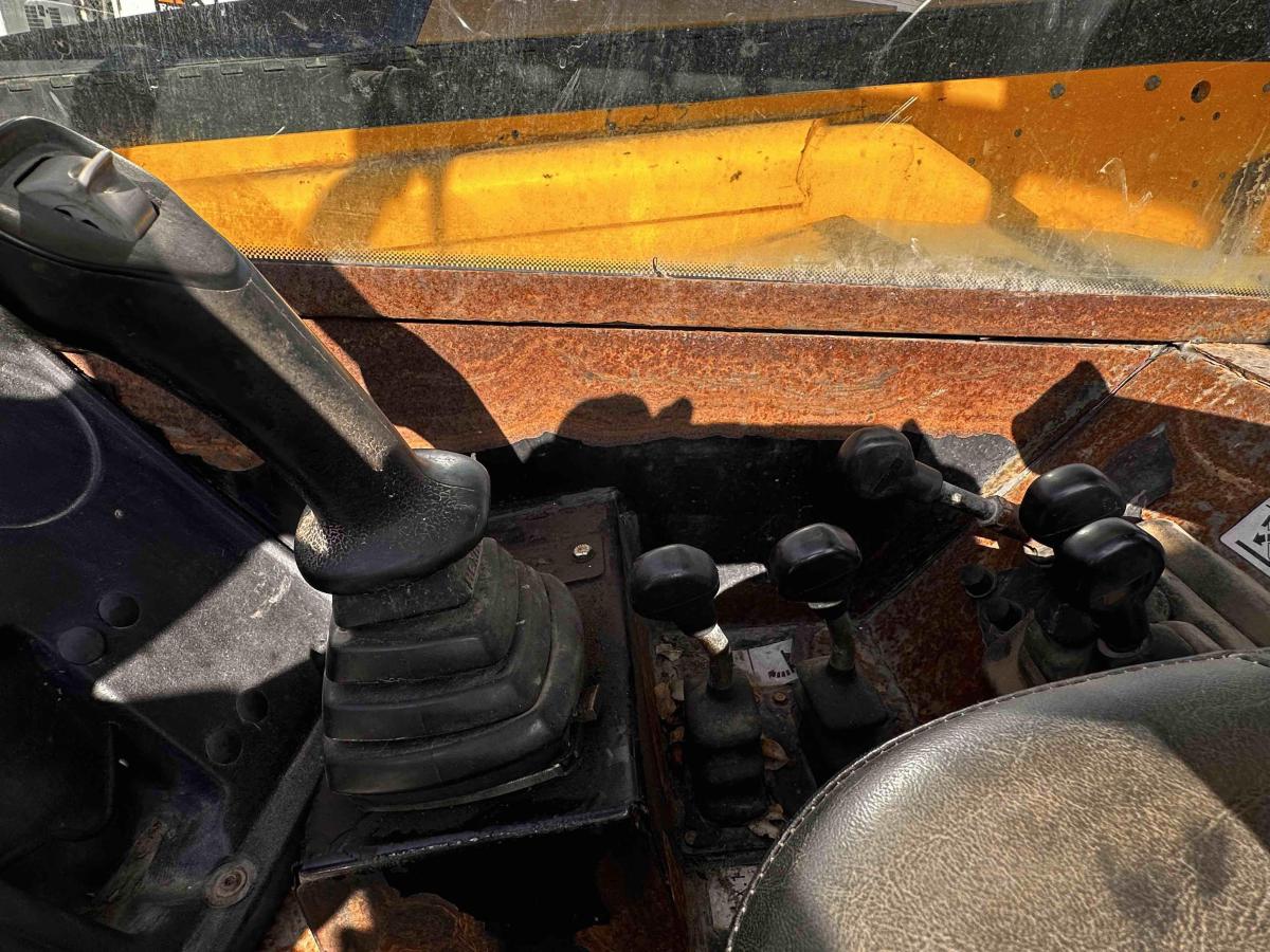 2017 JCB 510-56