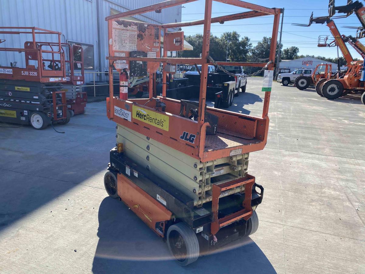2018 JLG 1932R-5