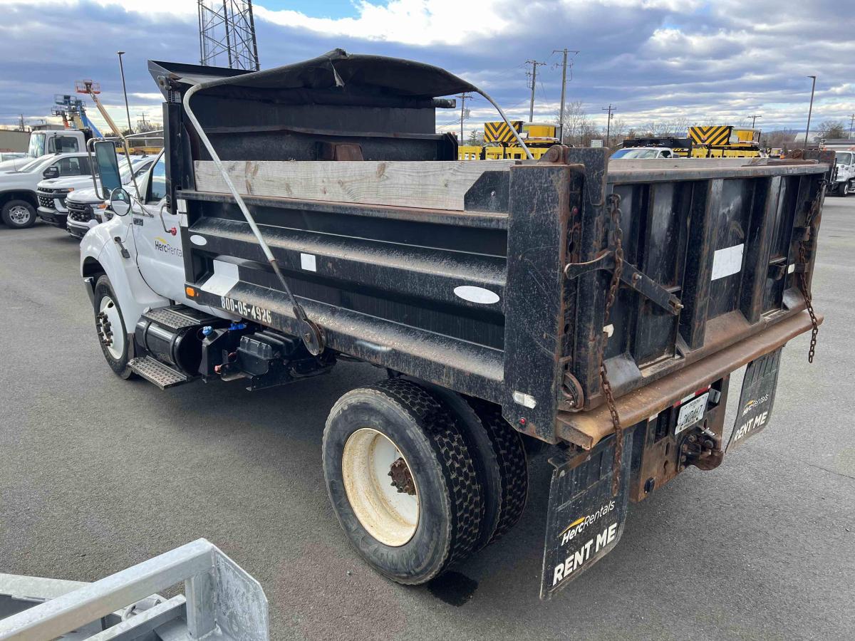 2015 Ford F750