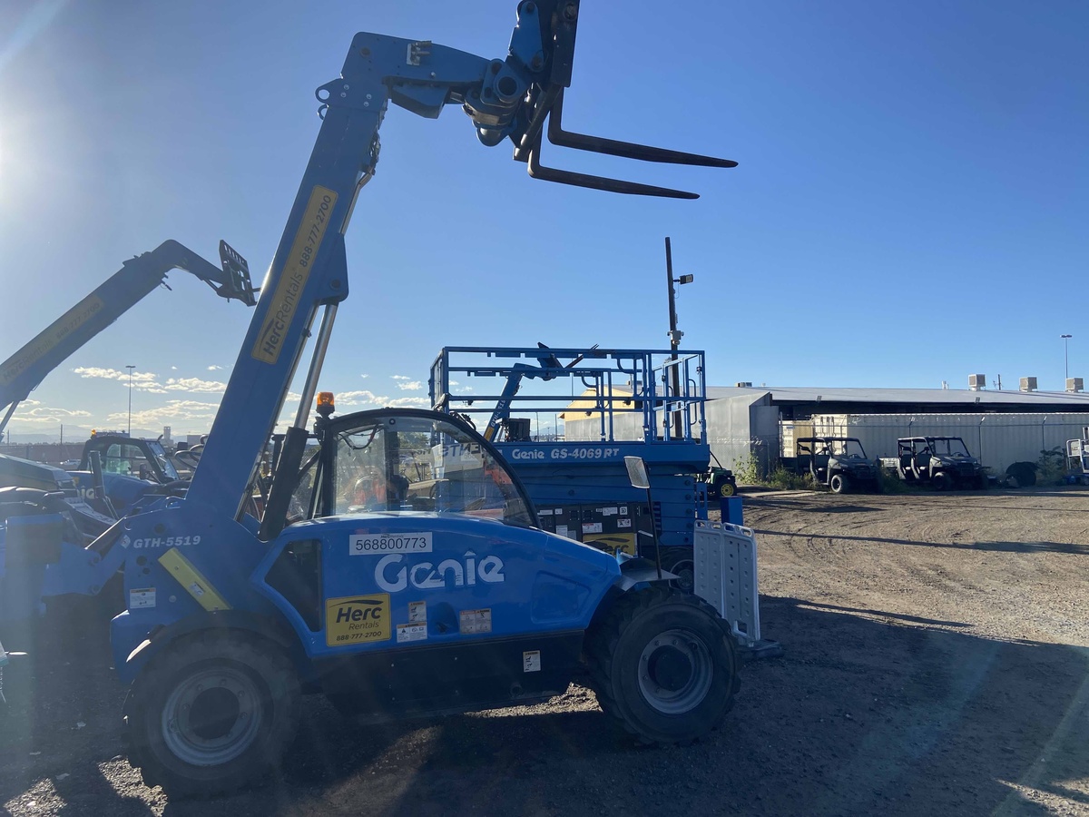 2019 Genie GTH-5519