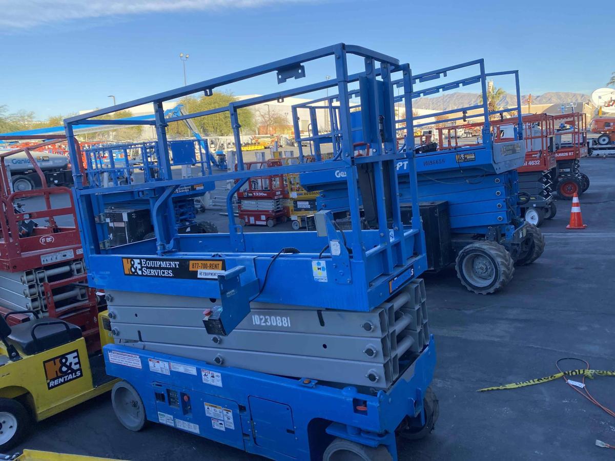 2017 Genie GS-2632