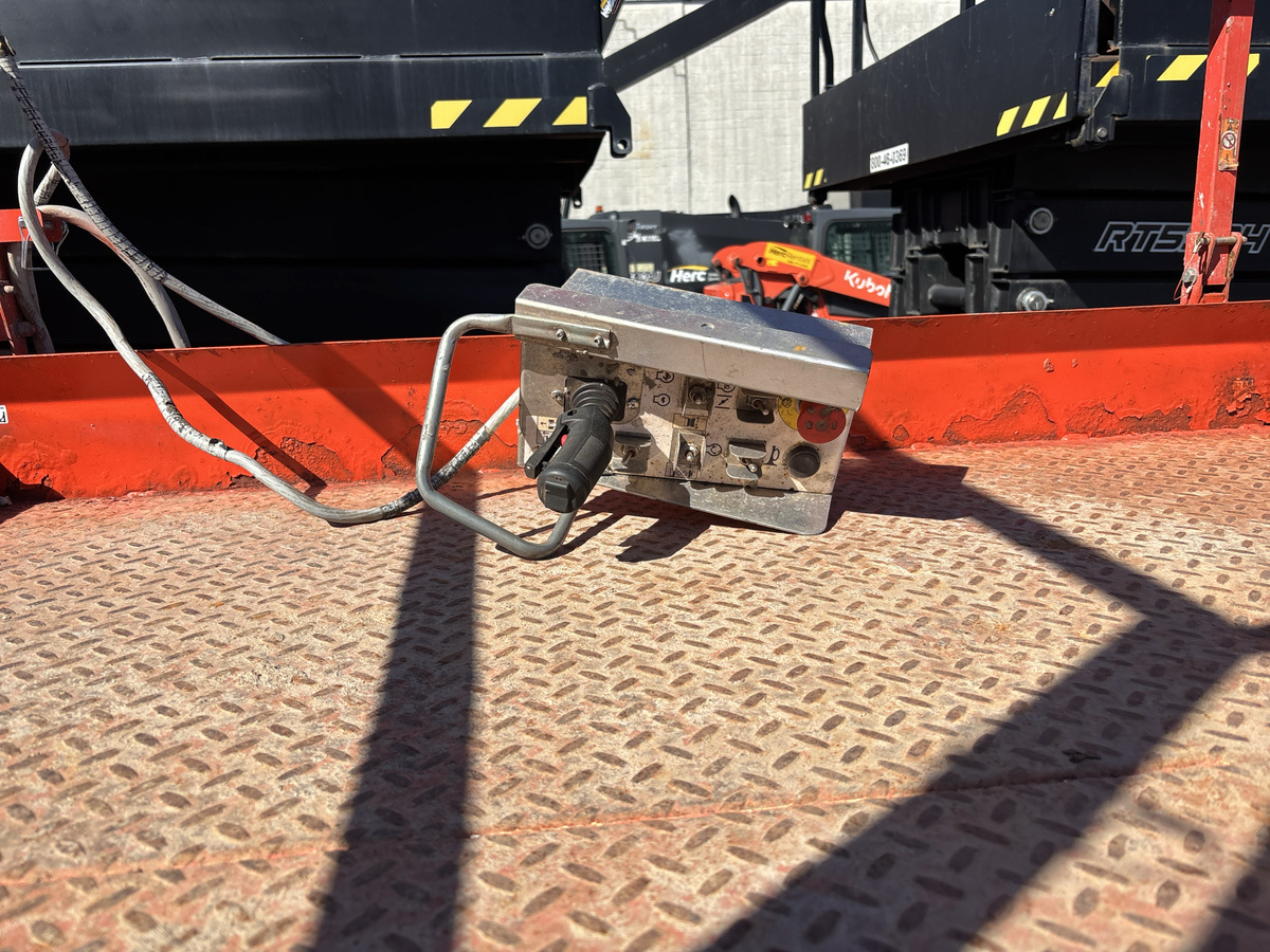 2019 Skyjack SJ-6832RT-7