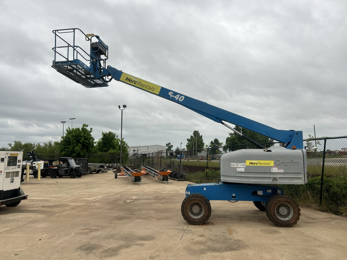 2018 Genie S-40-2