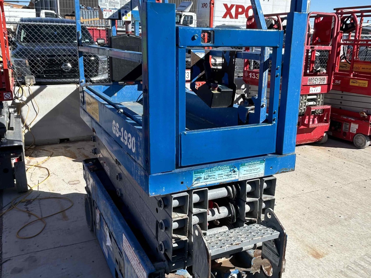 2018 Genie GS-1930-4