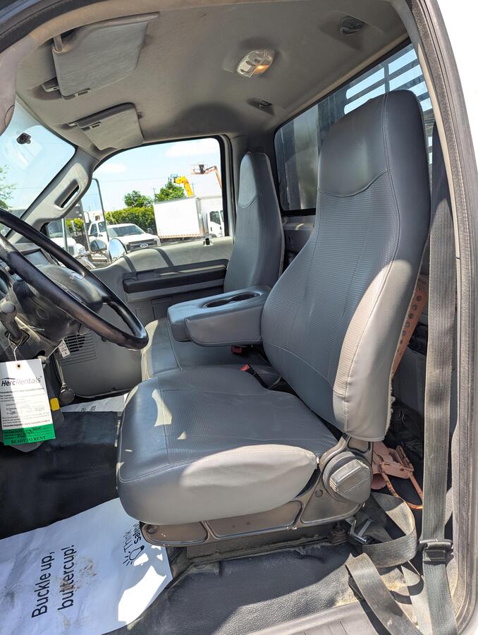 2015 Ford F750-15
