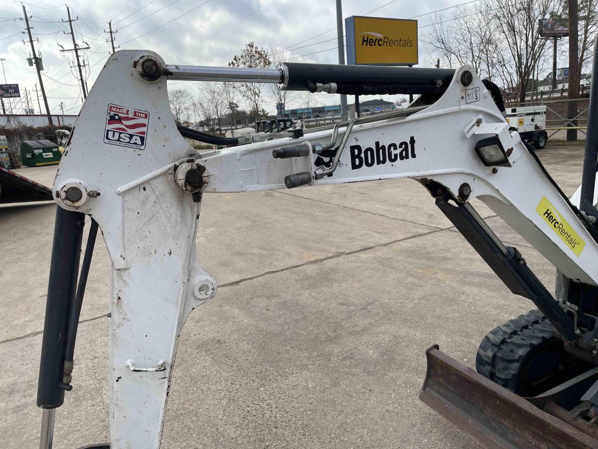 2019 Bobcat E26