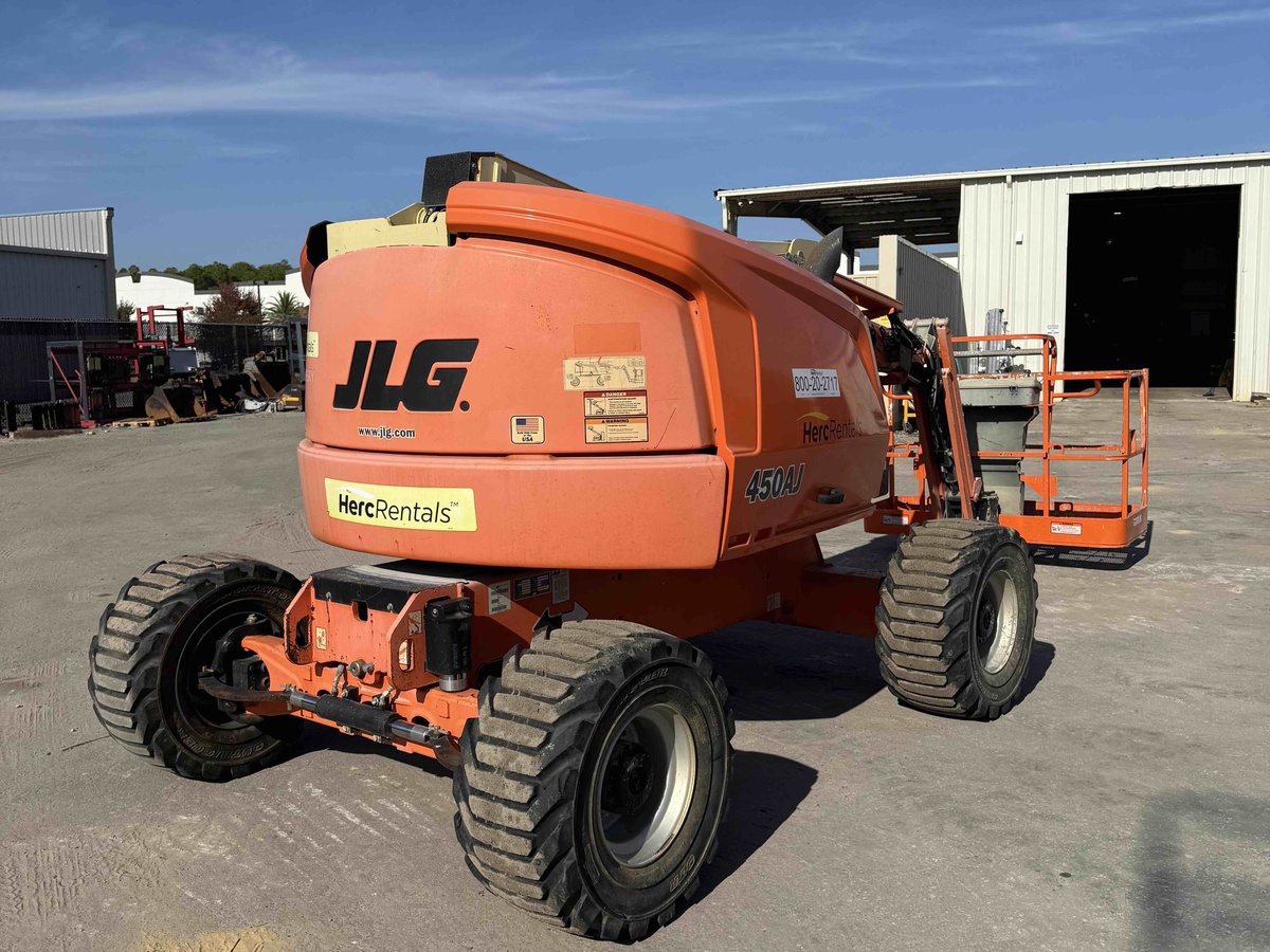 2018 JLG 450AJ-1