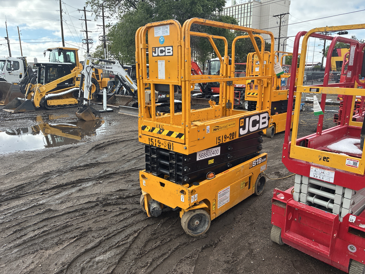 2022 JCB S1930E-8