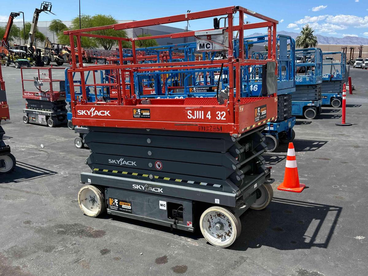 2016 Skyjack SJ4632