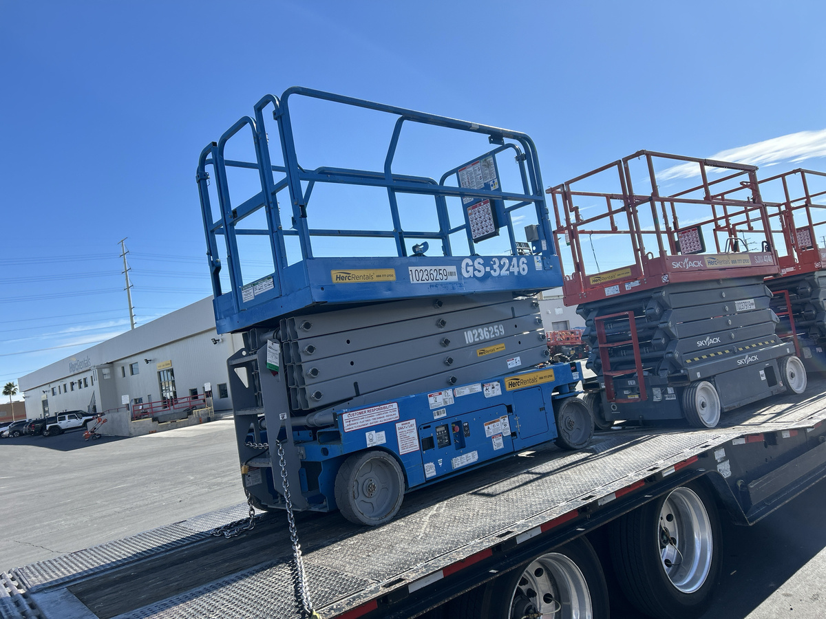 2018 Genie GS-3246-2