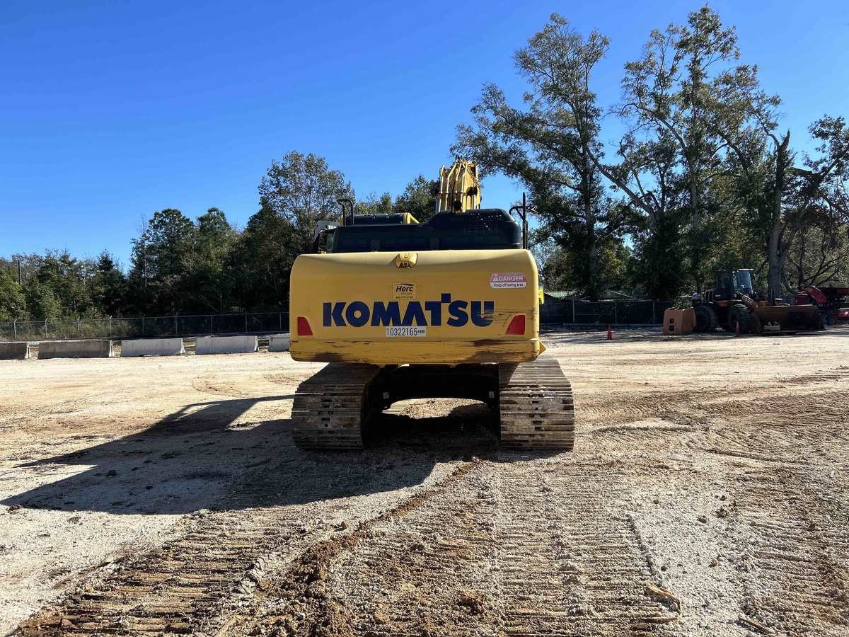 2021 Komatsu PC210LC-11-6