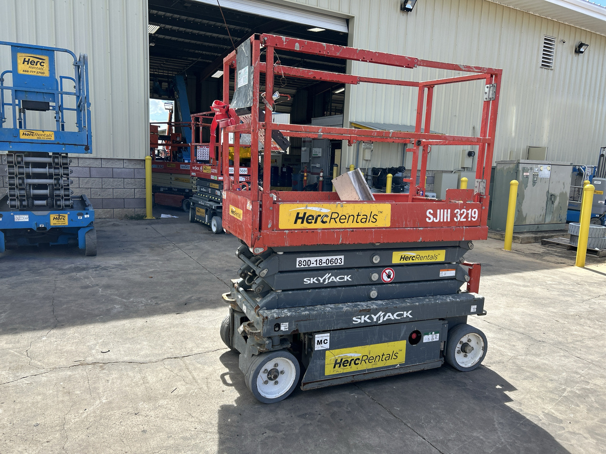 2017 Skyjack SJ3219-3