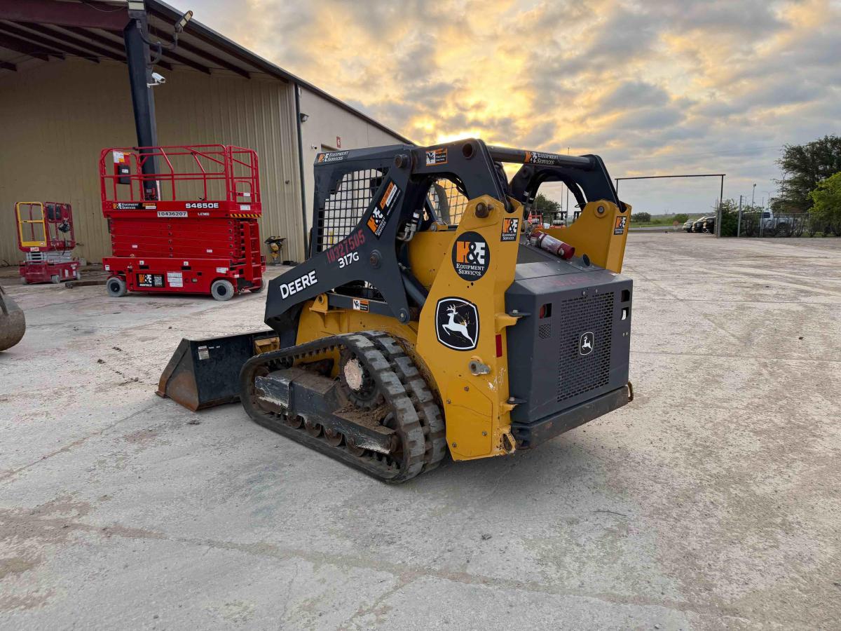 2021 John Deere 317G-2