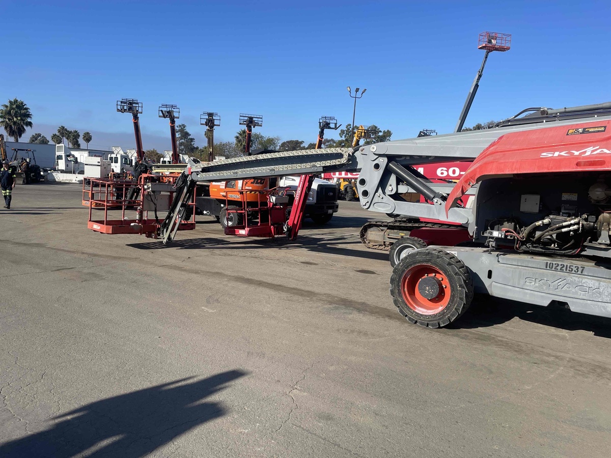 2017 Skyjack SJ85 AJ