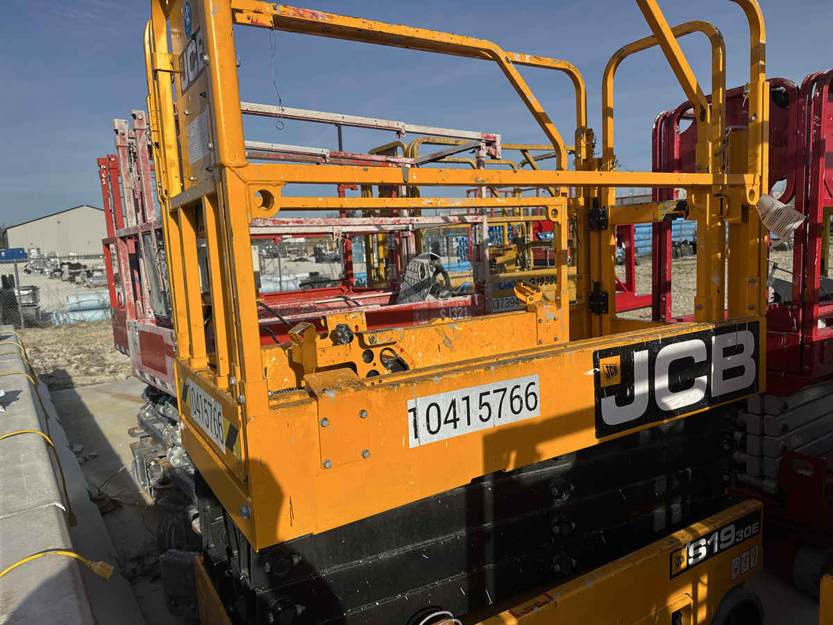 2023 JCB S1930E-6