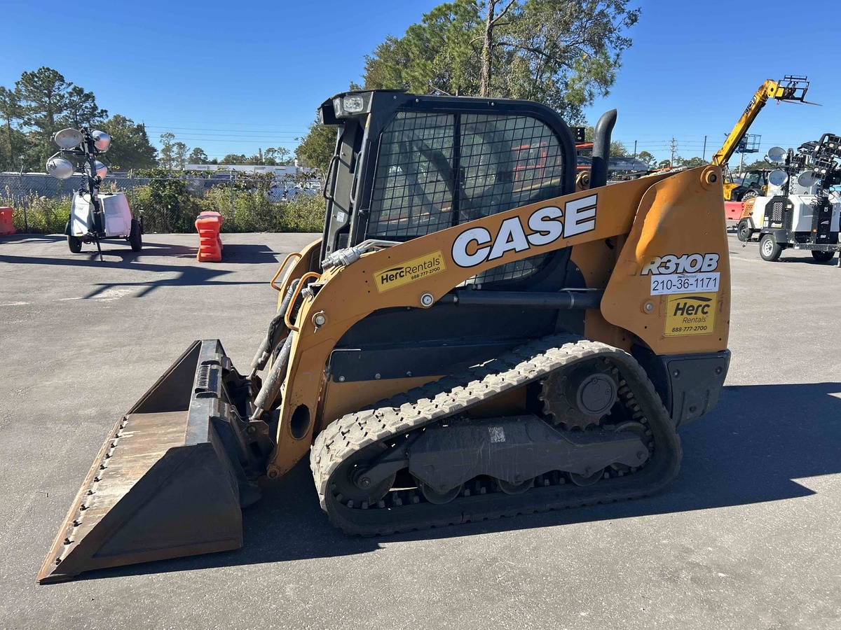 2022 Case TR310B-6