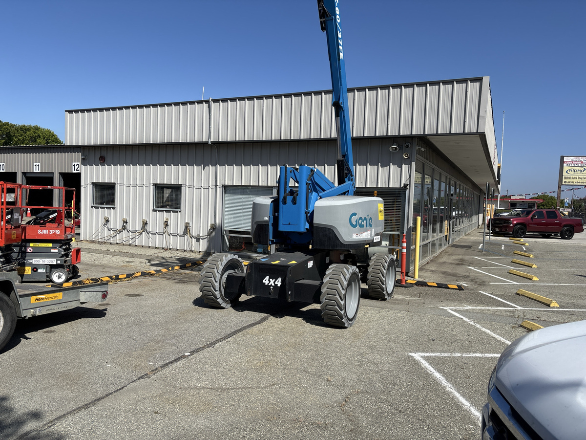 2017 Genie Z-60/37 FE