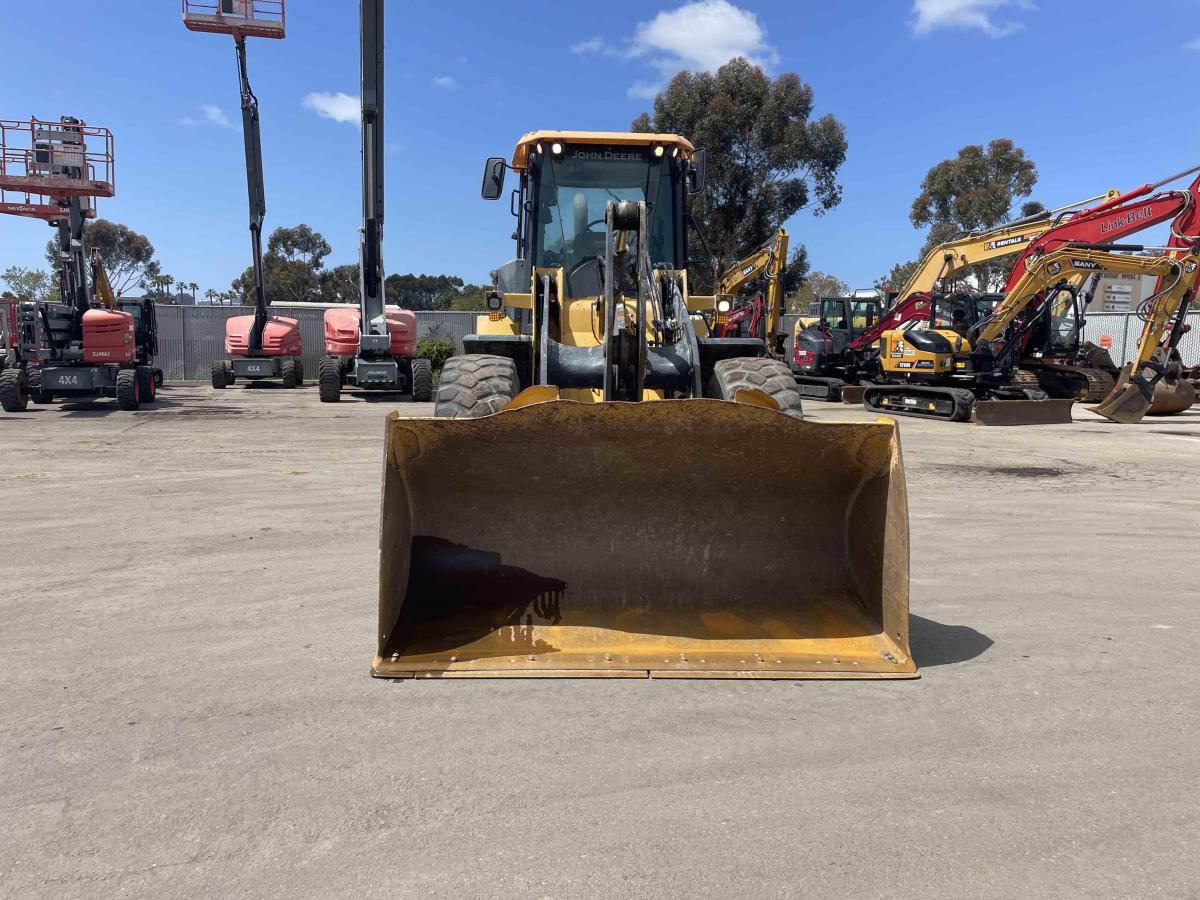 2020 John Deere 524L