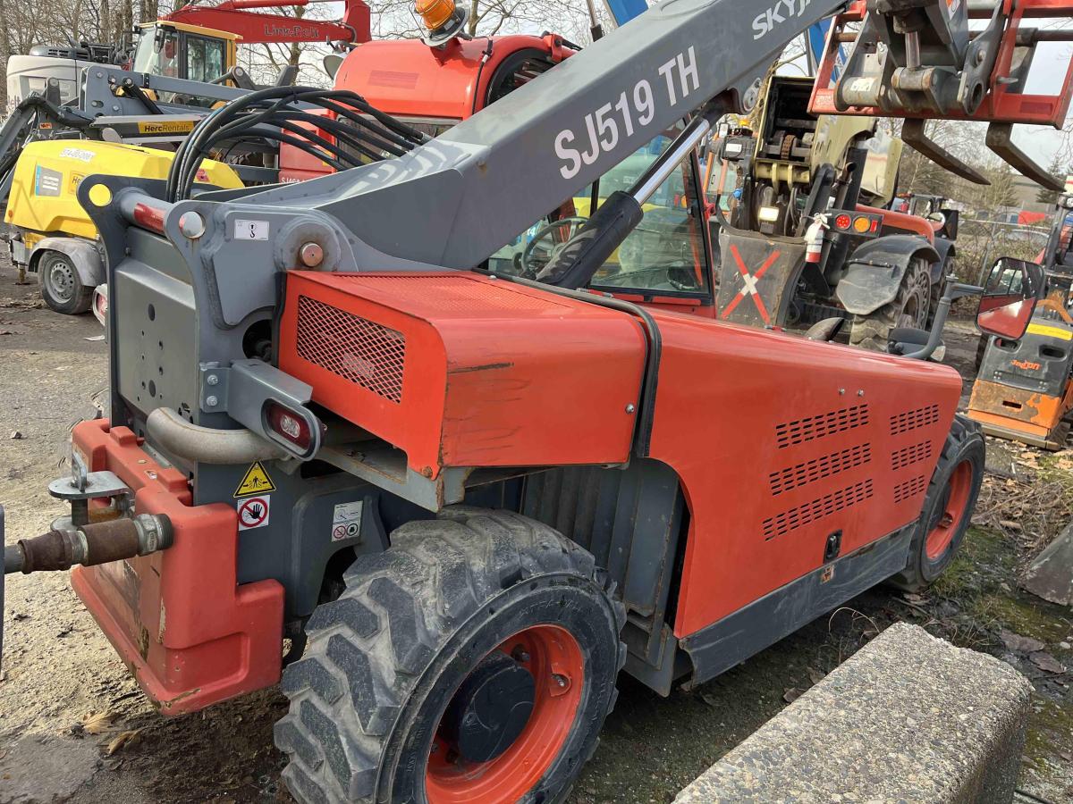 2019 Skyjack SJ519 TH