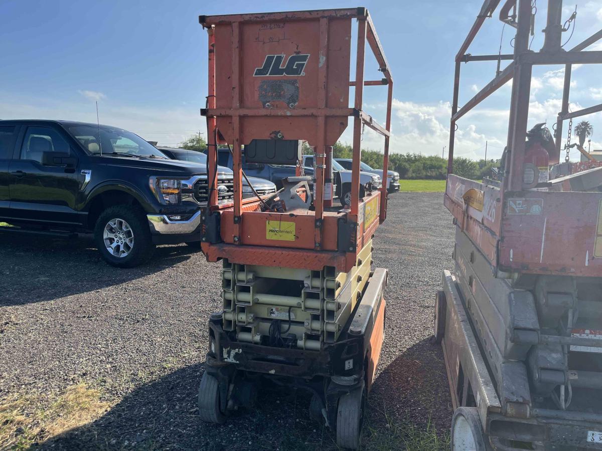 2018 JLG 1932R-3