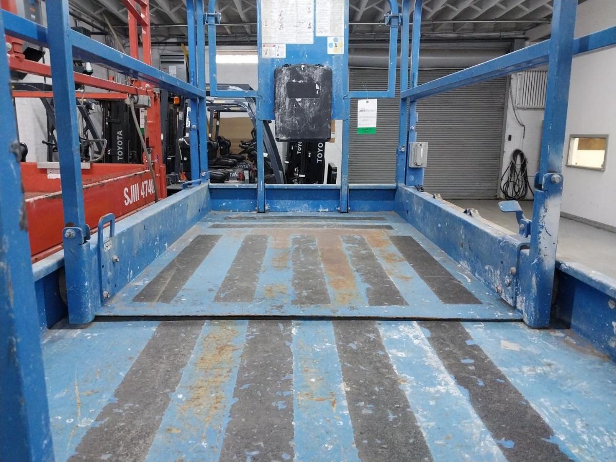 2018 Genie GS-3246