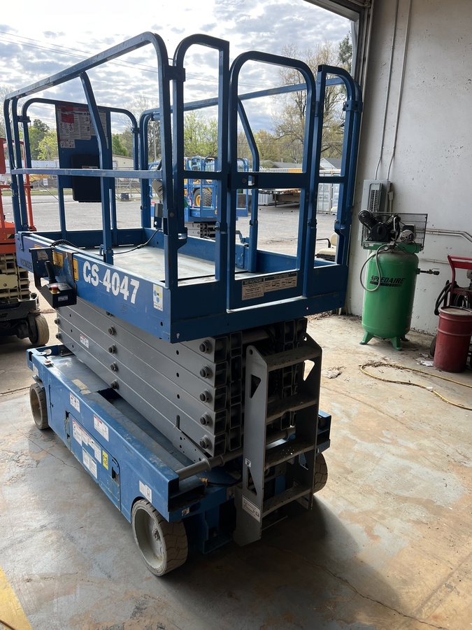 2018 Genie GS-4047-4