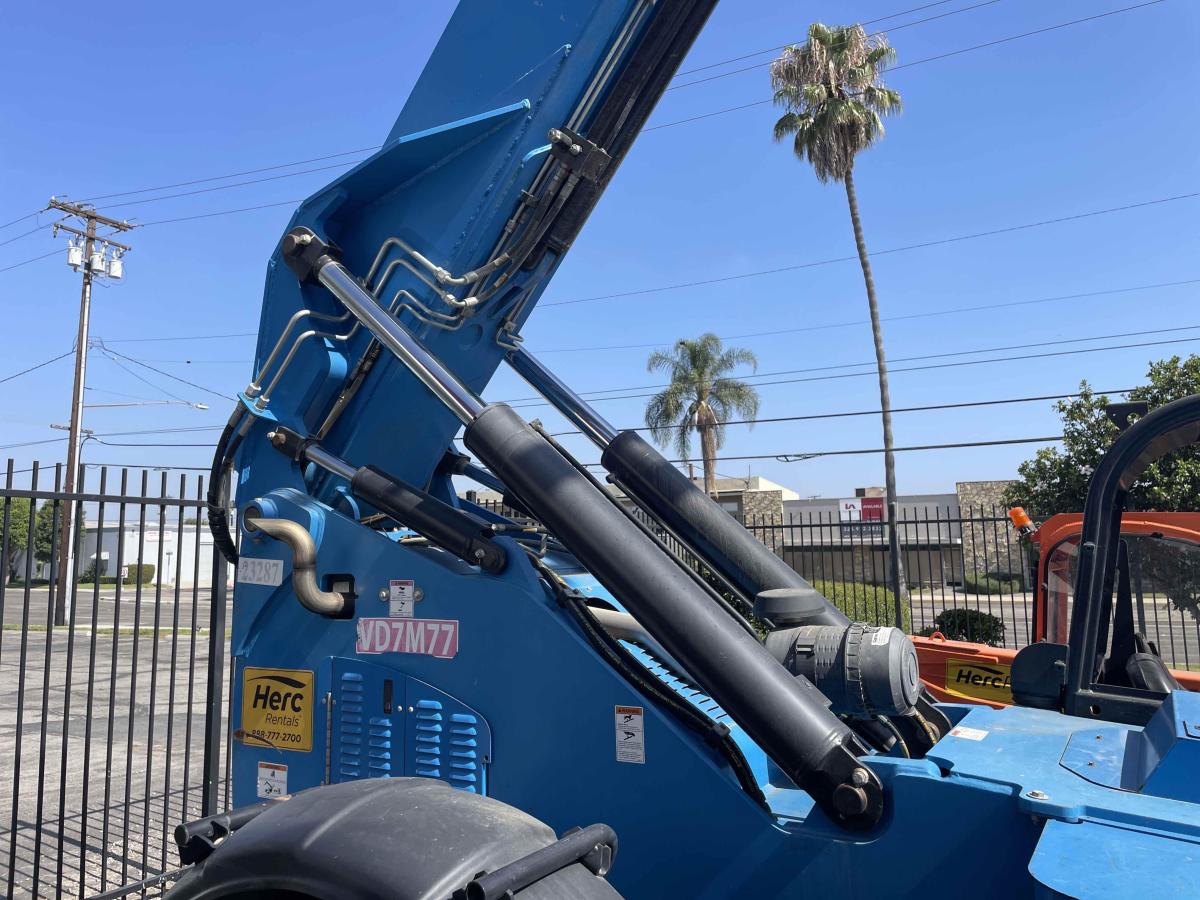 2018 Genie GTH-1056-9