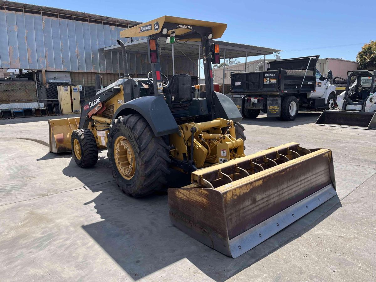 2015 John Deere 210K EP