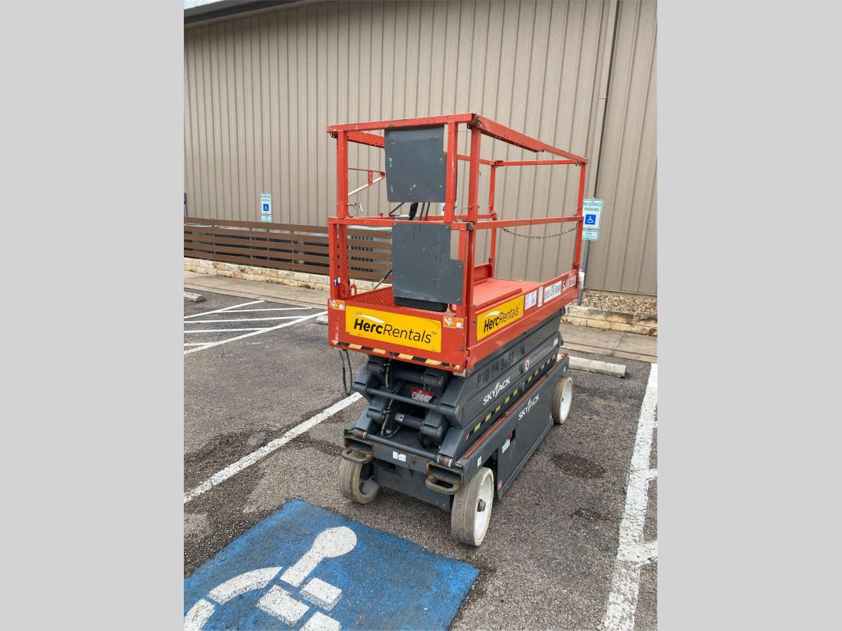 2015 Skyjack SJ3226