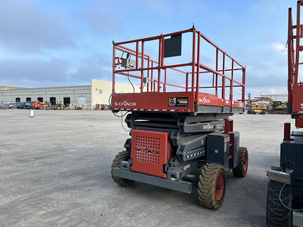 2017 Skyjack SJ8841 RT-11