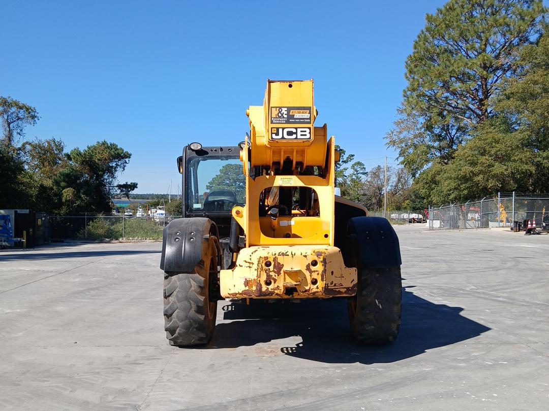 2017 JCB 510-56