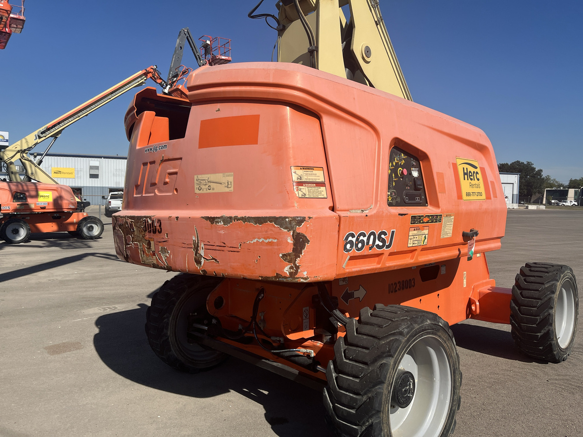 2018 JLG 660SJ-3