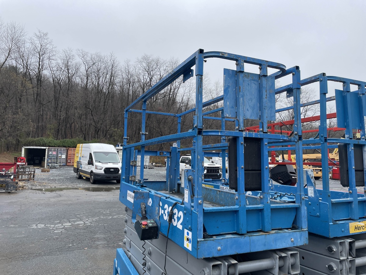 2016 Genie GS-3232-6
