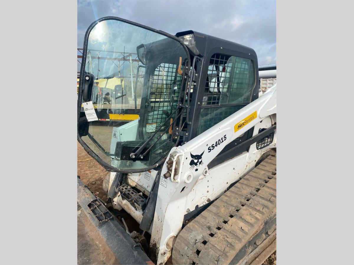 2021 Bobcat T740-3