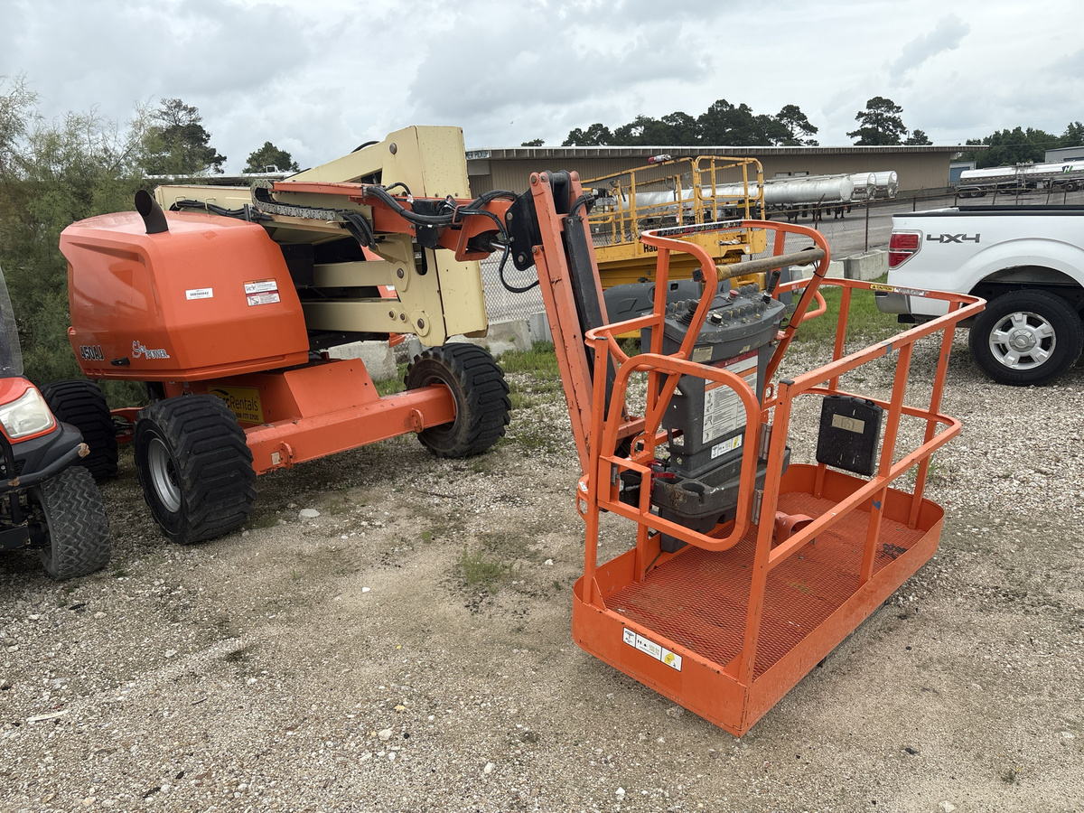 2018 JLG 450AJ-2