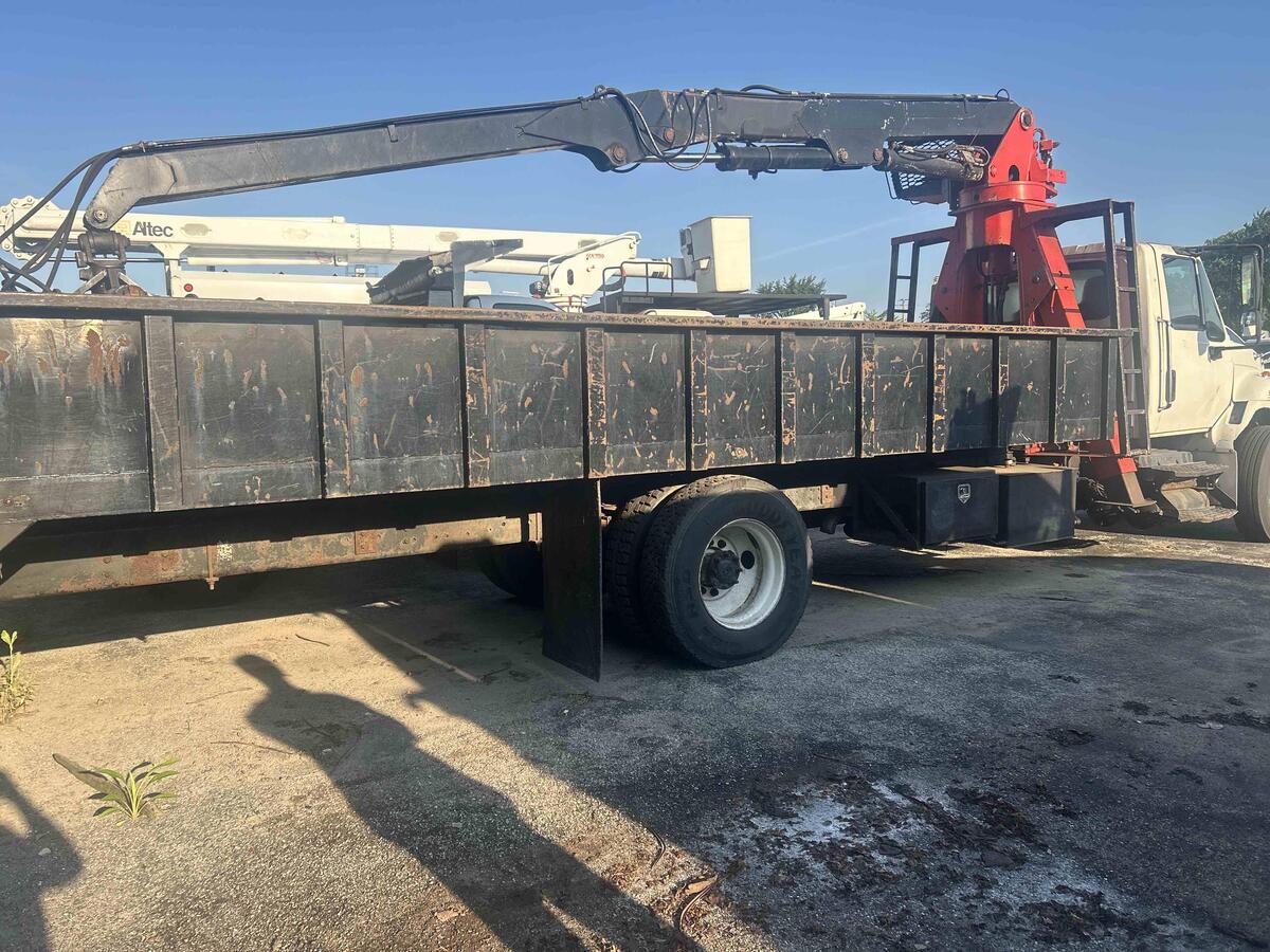 2003 International 7400-3