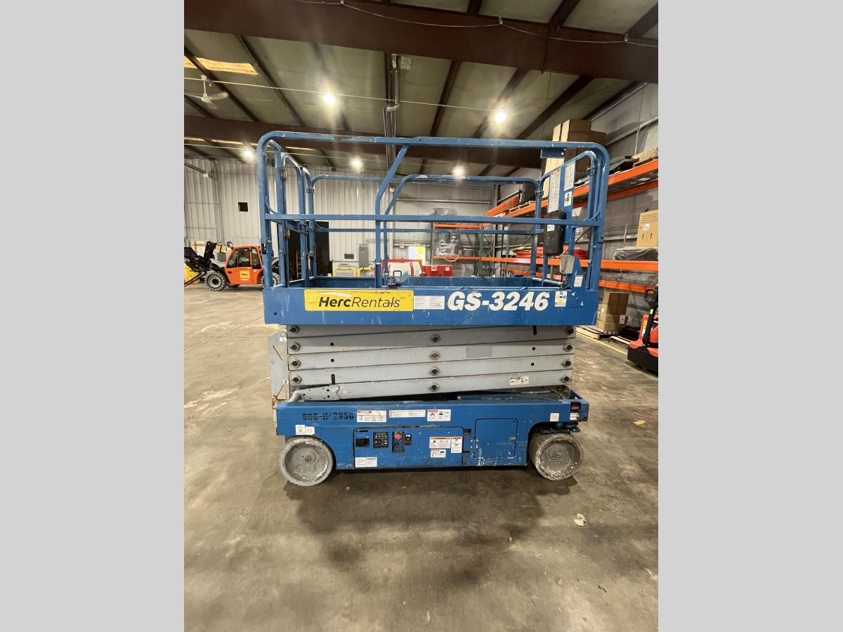 2016 Genie GS-3246