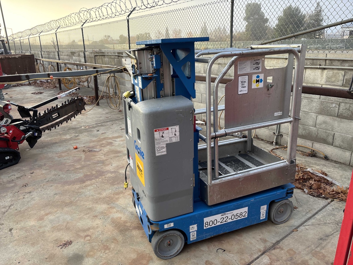 2018 Genie GR-12-3